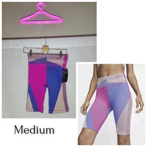 New with tags-Nike sculpt tight fit shorts- Medium